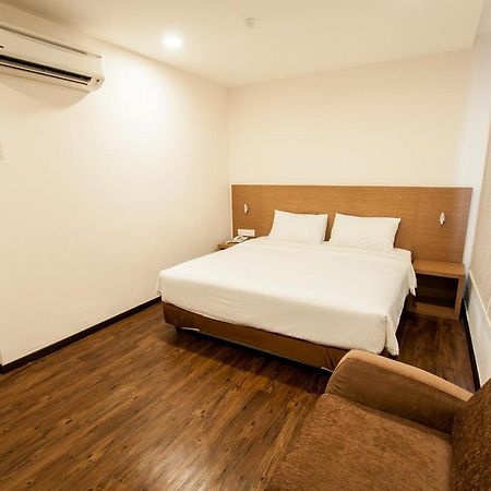 Nagoya Inn Hotel Kuah Dış mekan fotoğraf