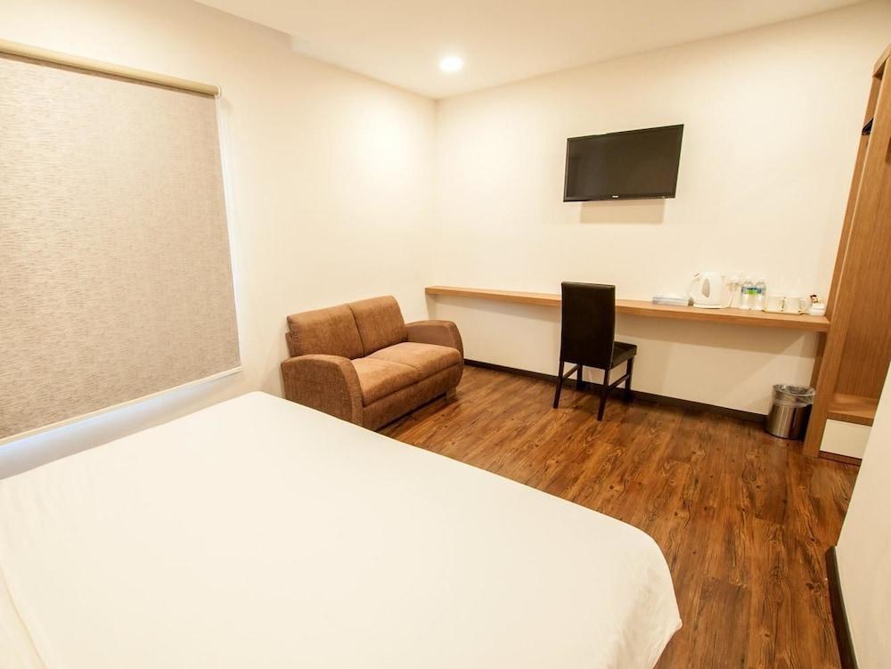 Nagoya Inn Hotel Kuah Dış mekan fotoğraf