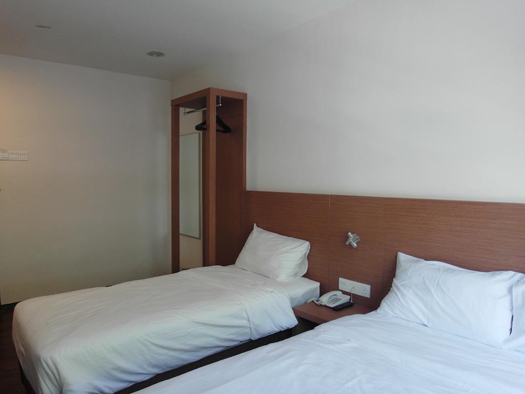 Nagoya Inn Hotel Kuah Dış mekan fotoğraf