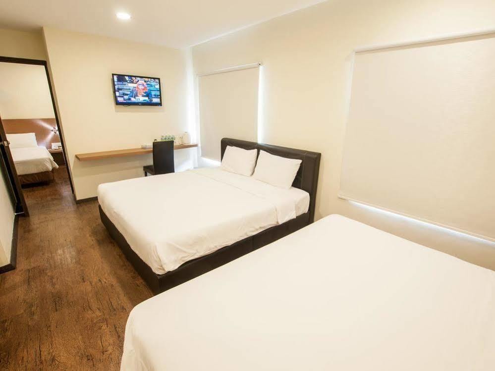 Nagoya Inn Hotel Kuah Dış mekan fotoğraf