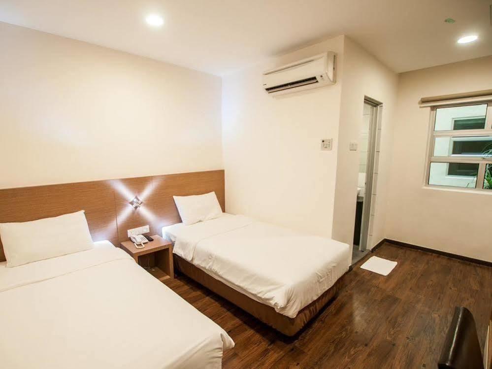 Nagoya Inn Hotel Kuah Dış mekan fotoğraf