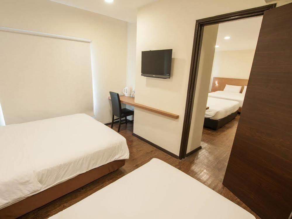Nagoya Inn Hotel Kuah Dış mekan fotoğraf